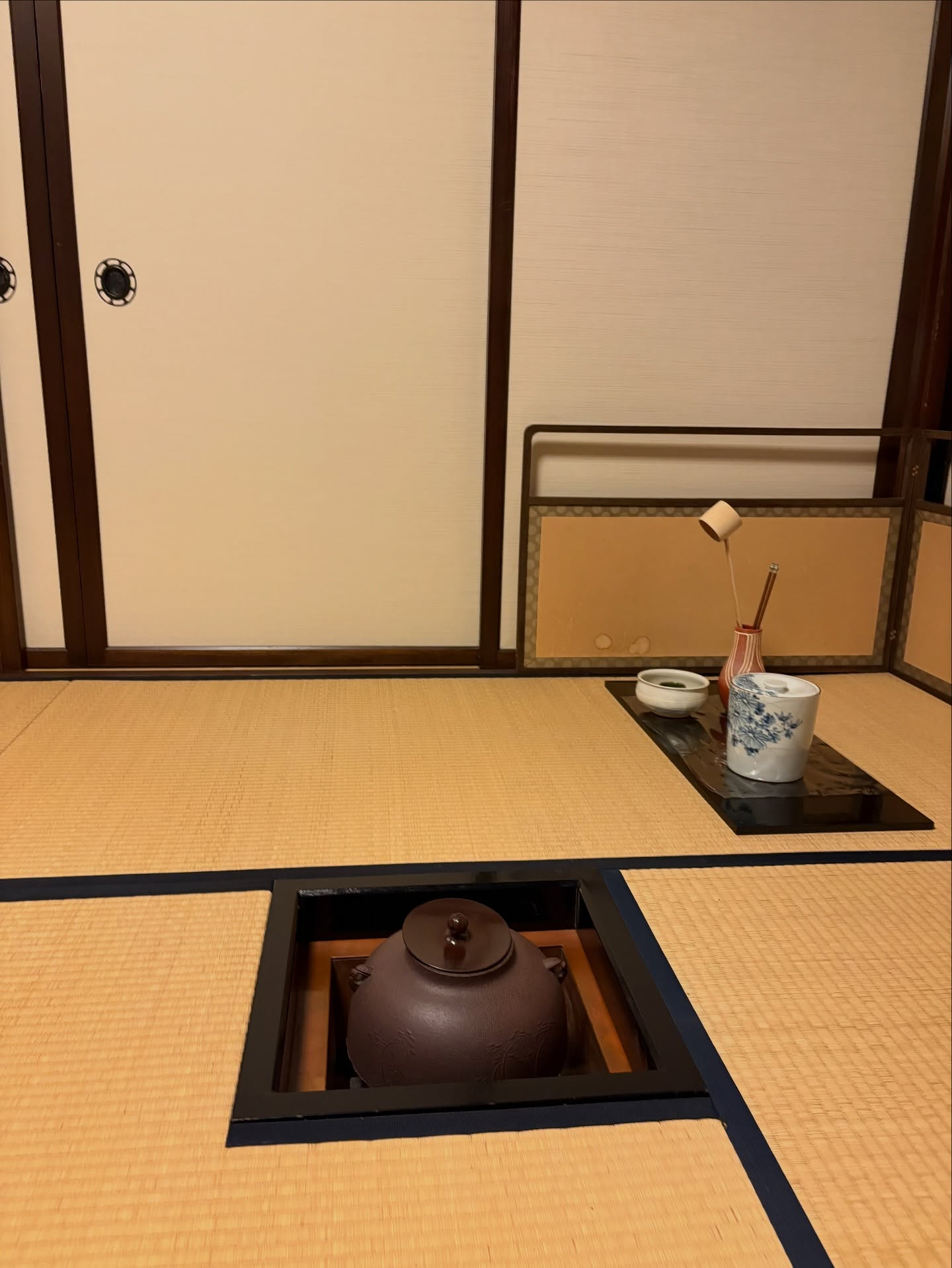 こんにちは！昨夜はお茶のお稽古に参加しました
