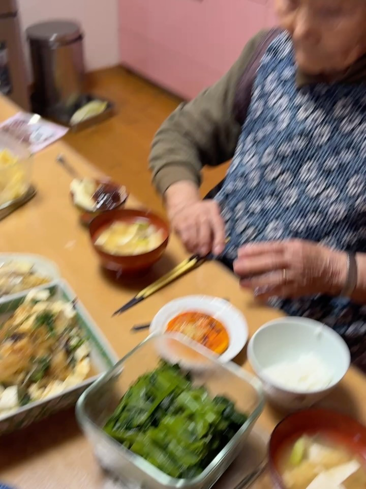 おはようございます☀️ 今日も我が民宿で心地よい朝を迎えてい