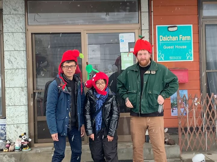 日曜日の小雪が舞う風景が美しい山形です