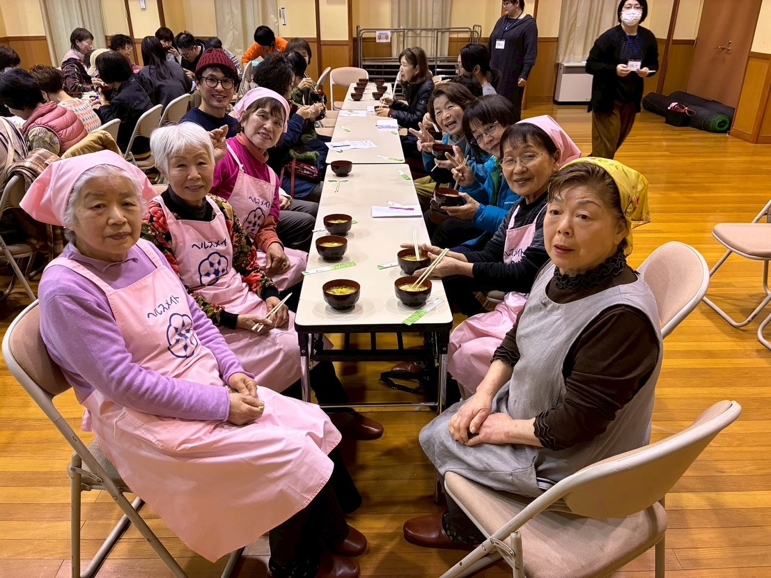 本日は、朝日町秋葉山交友館にて「いただきます」の映画上映会を
