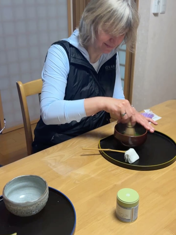 こんにちは、皆さま