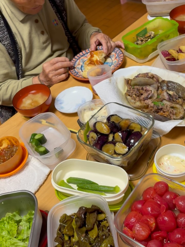 おはようございます！✨今日はお客様が美味しく楽しんでくださっ