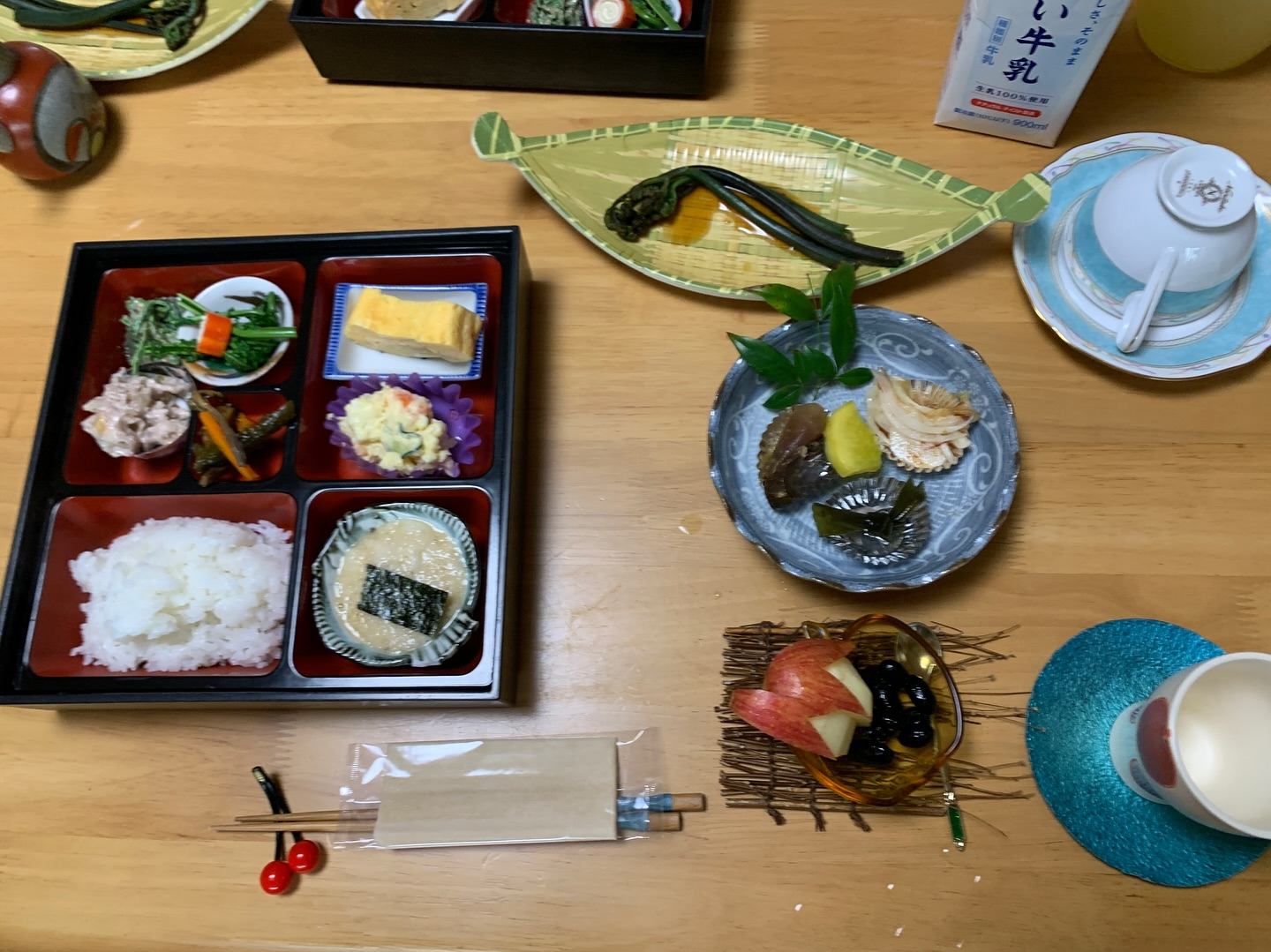おはようございますこちらの朝食をお楽しみいただき、心より光栄