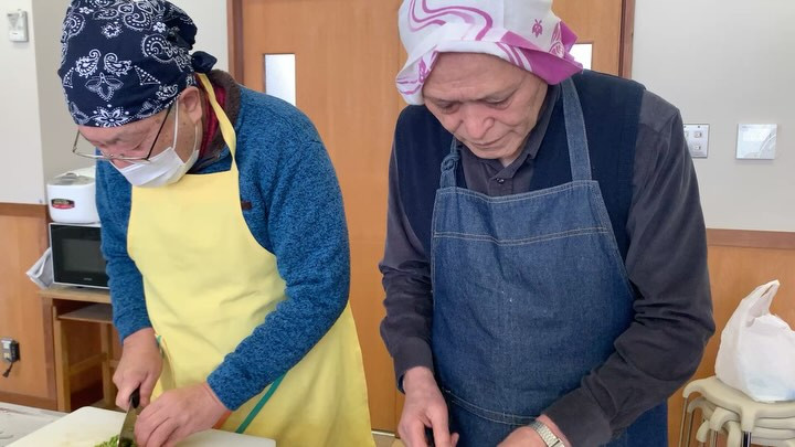 こんにちは、皆さま